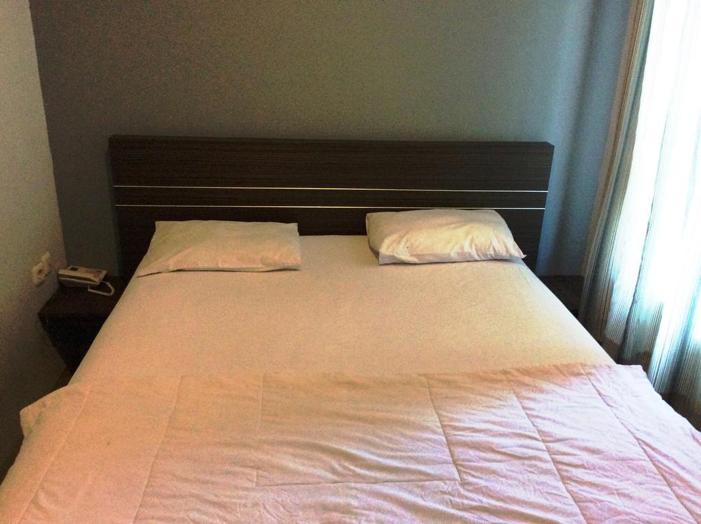 Hotel Diamond Makassar Phòng bức ảnh